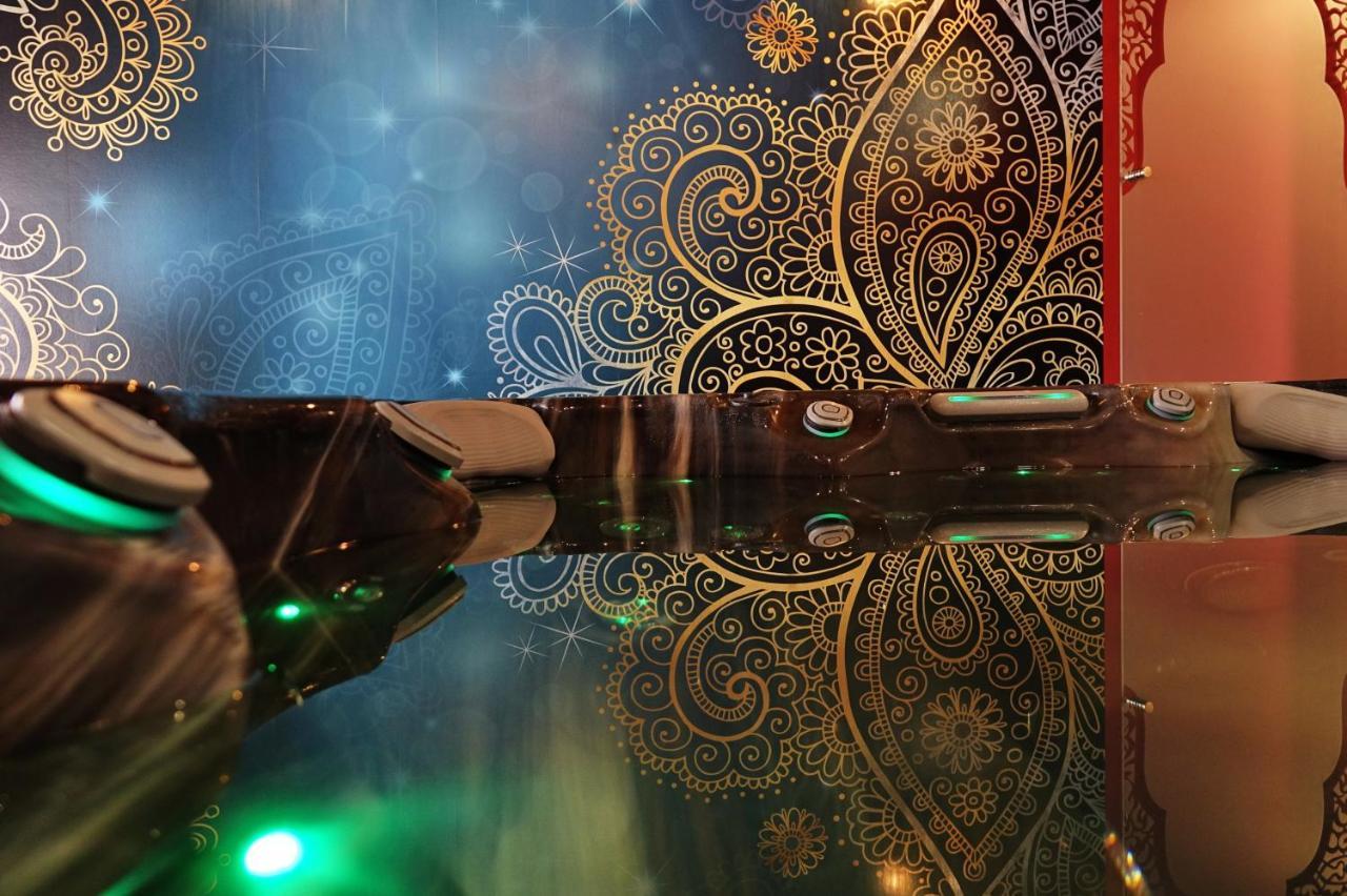 Guest House Romantika Panzio غيولا المظهر الخارجي الصورة