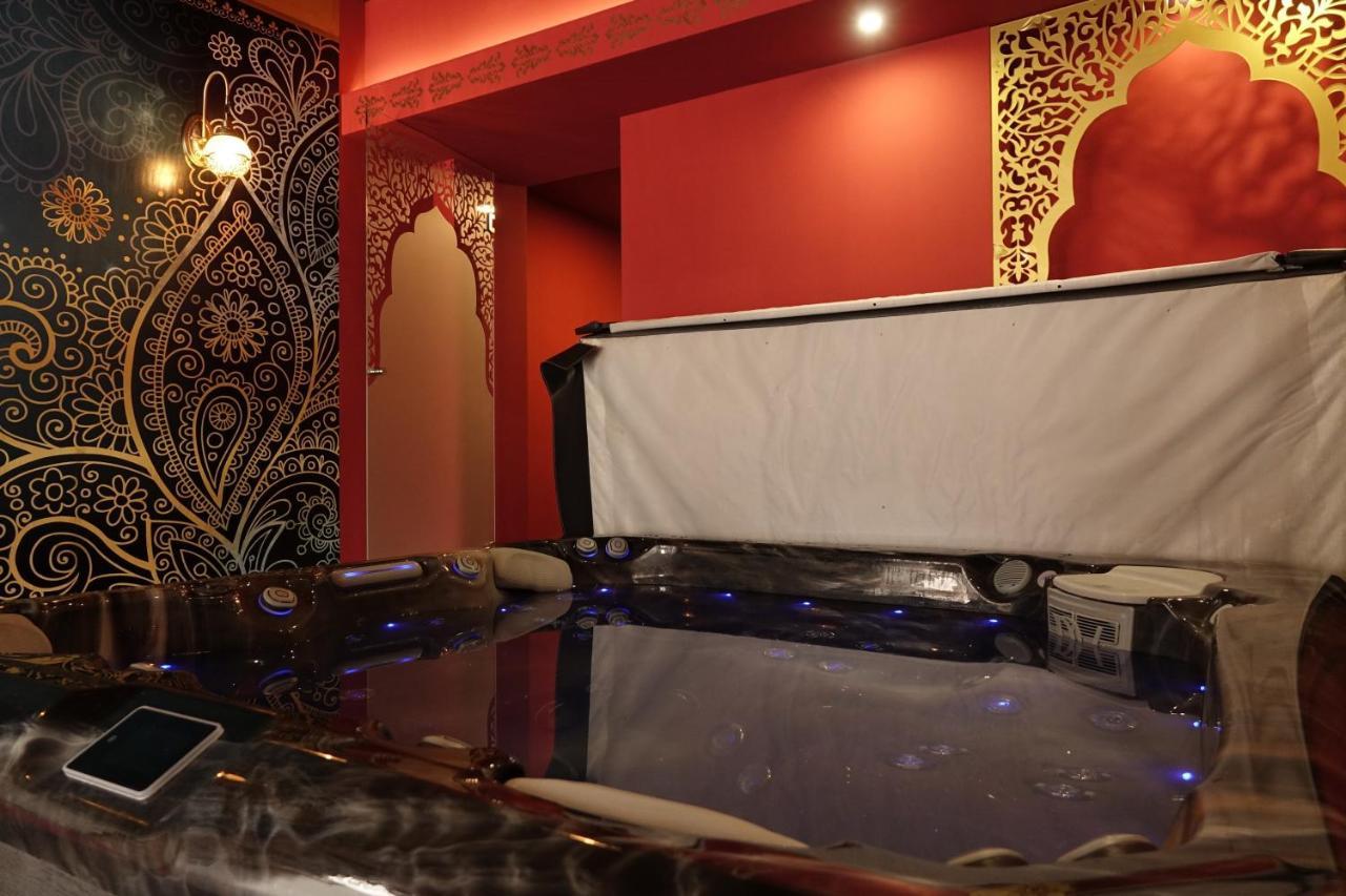 Guest House Romantika Panzio غيولا المظهر الخارجي الصورة